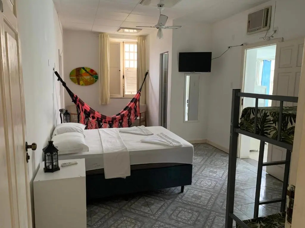 Porto das Palmeiras Hostel