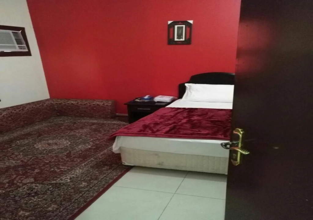 Al Eairy Apartments - Hail 3