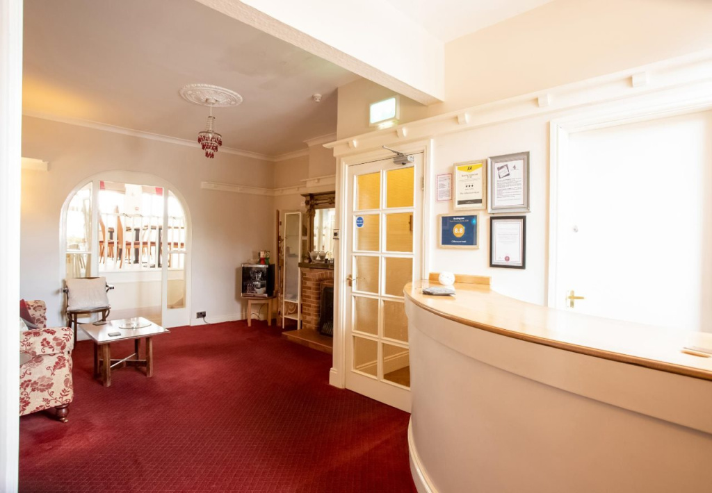 The Cliffemount Hotel