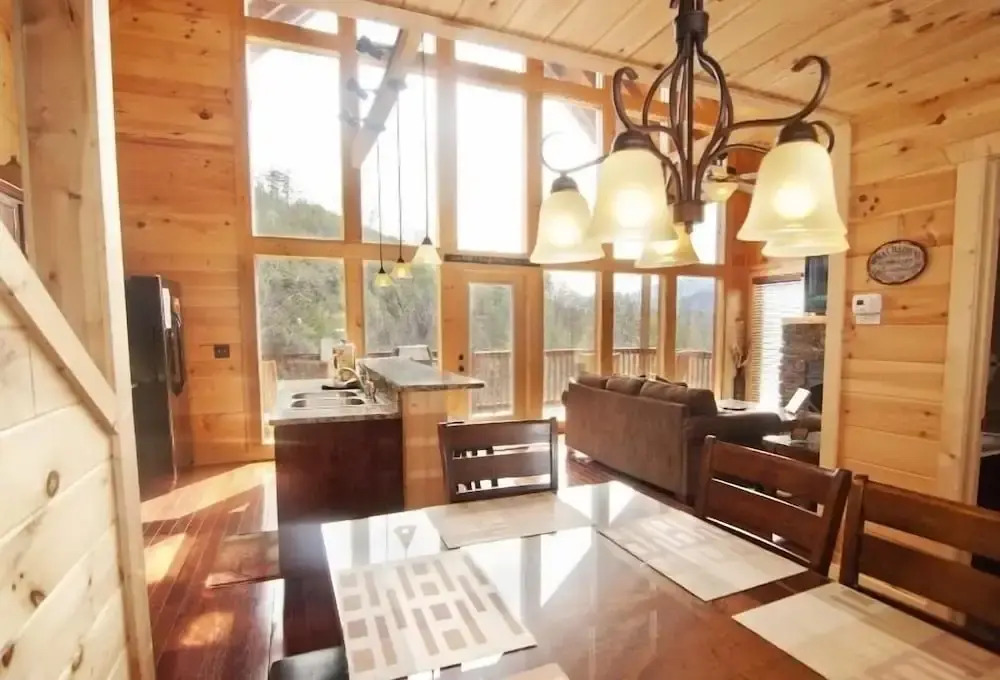 Life Is Good 3 Bedrooms 3 Bathrooms Home