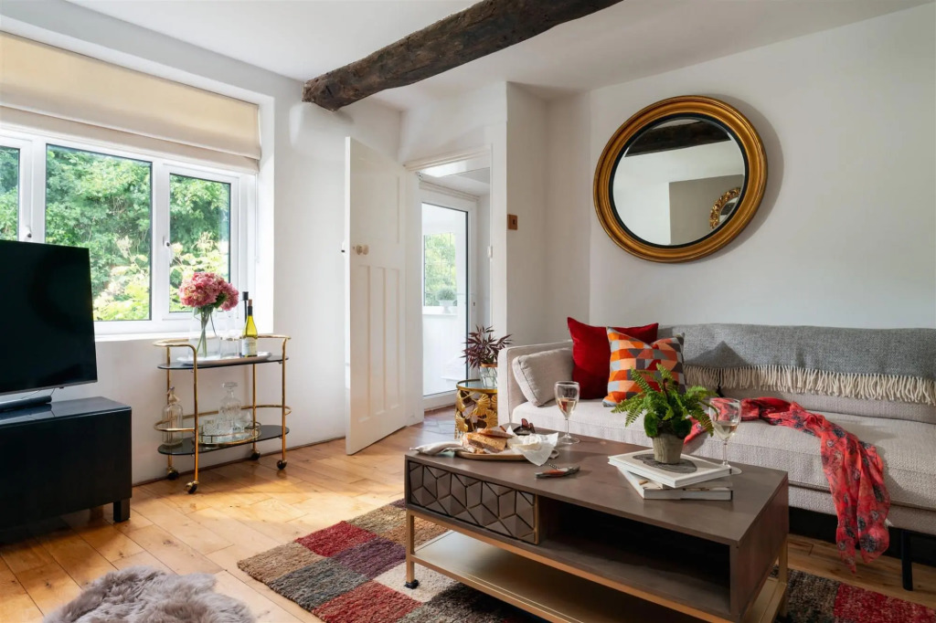 Haldon View - Characterful Devon cottage boasts stunning countryside views and hot tub
