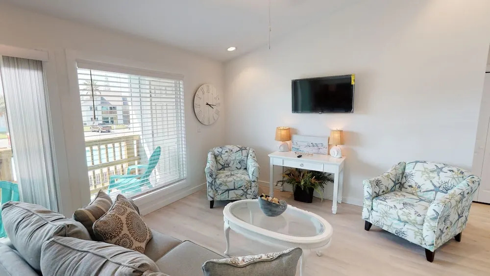 Aransas Harbors A202 2 Bedroom Condo