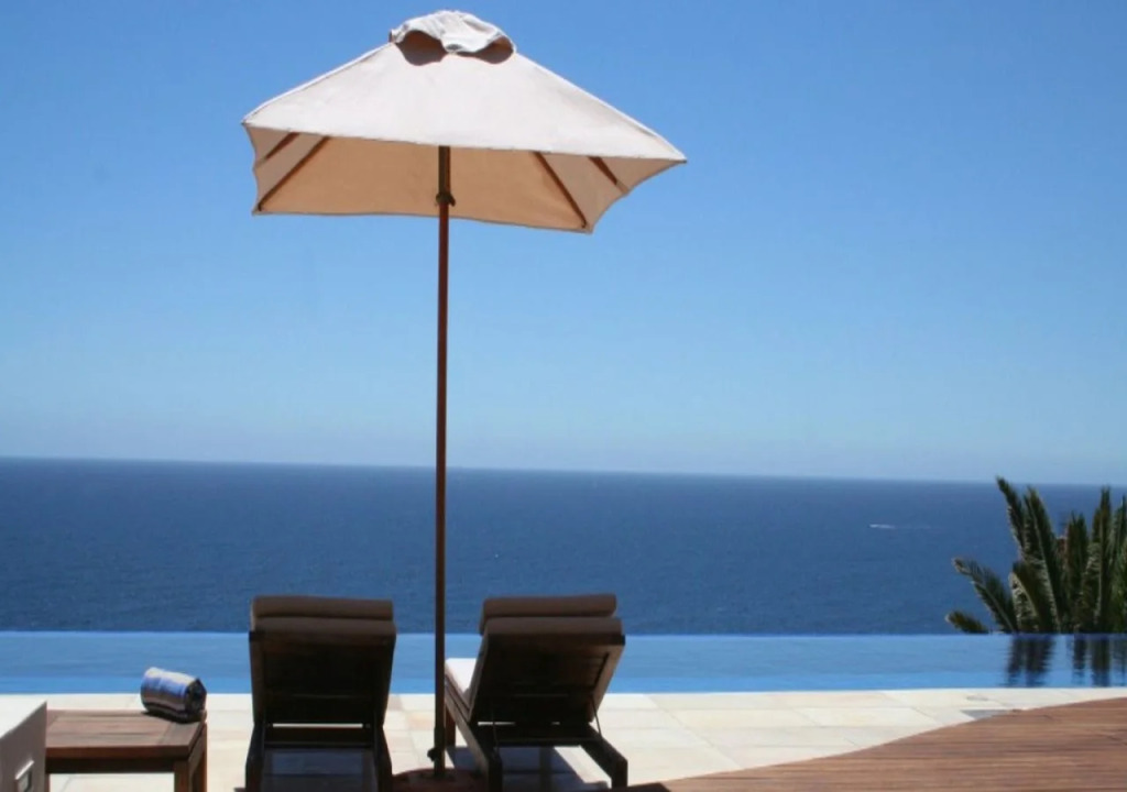 Compass House Boutique Hotel