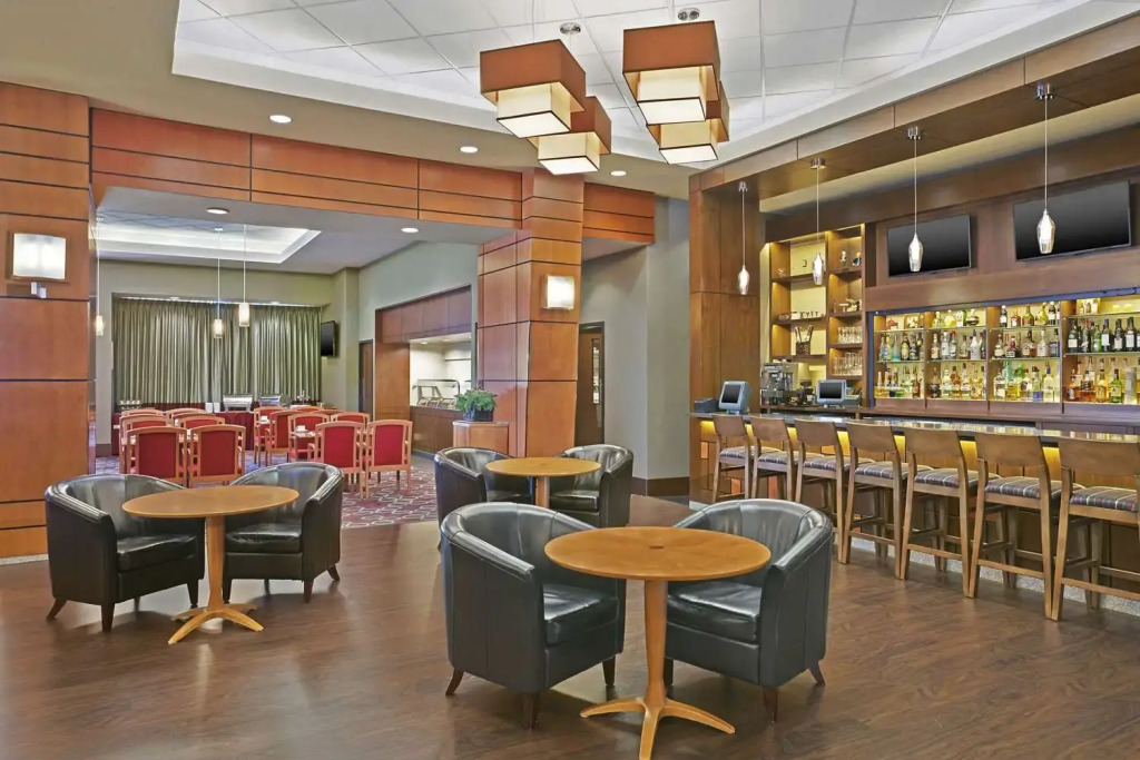 Grand Park Hotel Vancouver Airport, an Ascend Collection Hotel