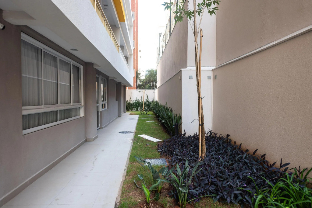 MiP6 - Studio em Pinheiros, próximo à Oscar Freire e ao metrô.