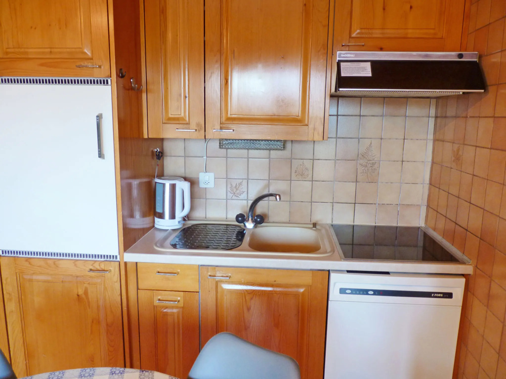 Apartment Centaure A RS 3 by Interhome