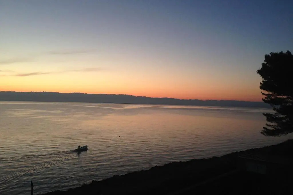 Valdarke Sea View Apartment
