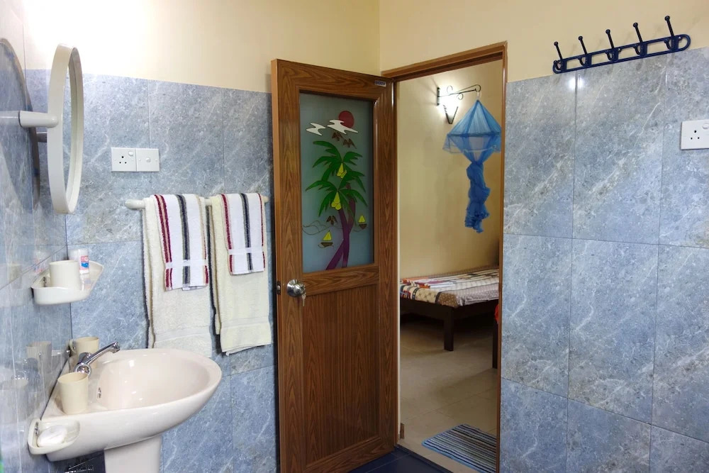 Manel Guesthouse