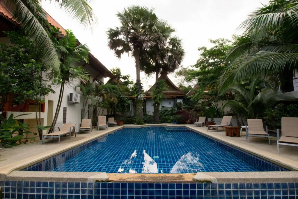 爱沙万别墅酒店(Aisawan Villas)