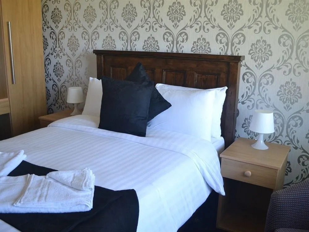 Knowesgate Hotel B&B