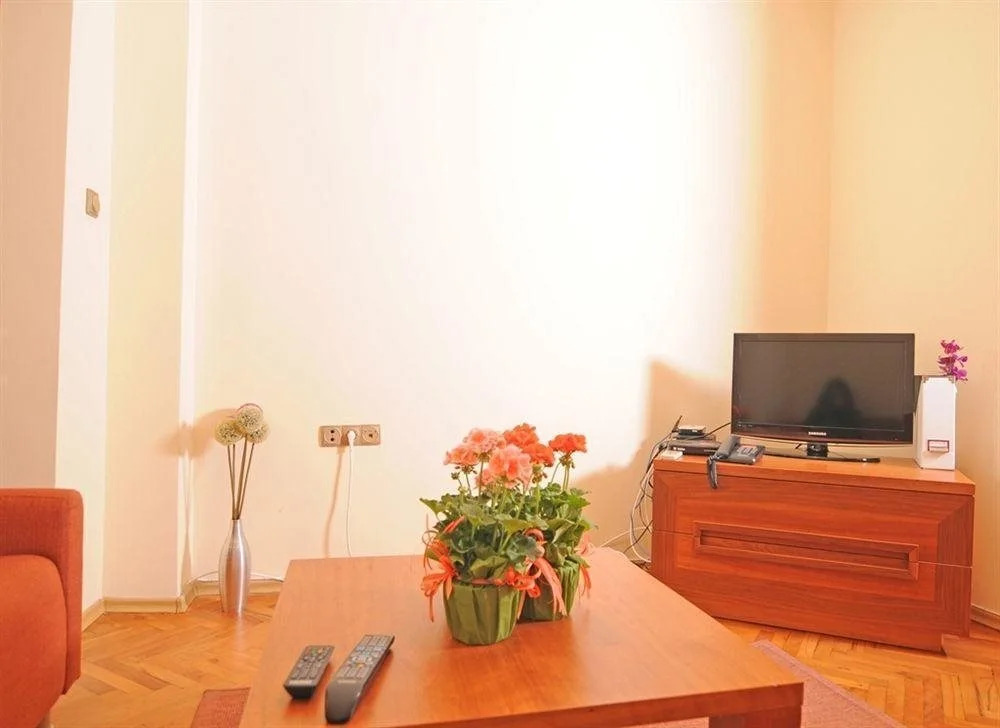 Butterfly Apartment