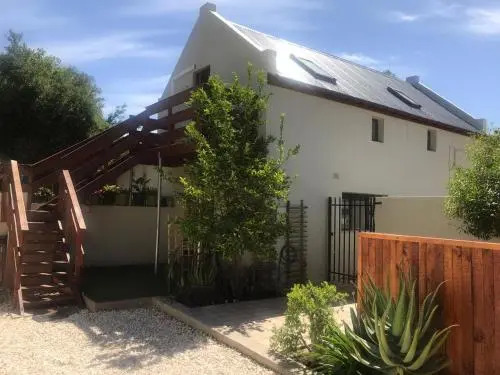 Arnheim Guest Cottage