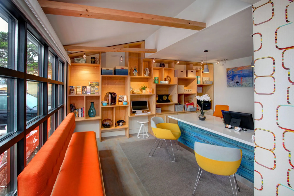 Coast River Inn by OYO Seaside