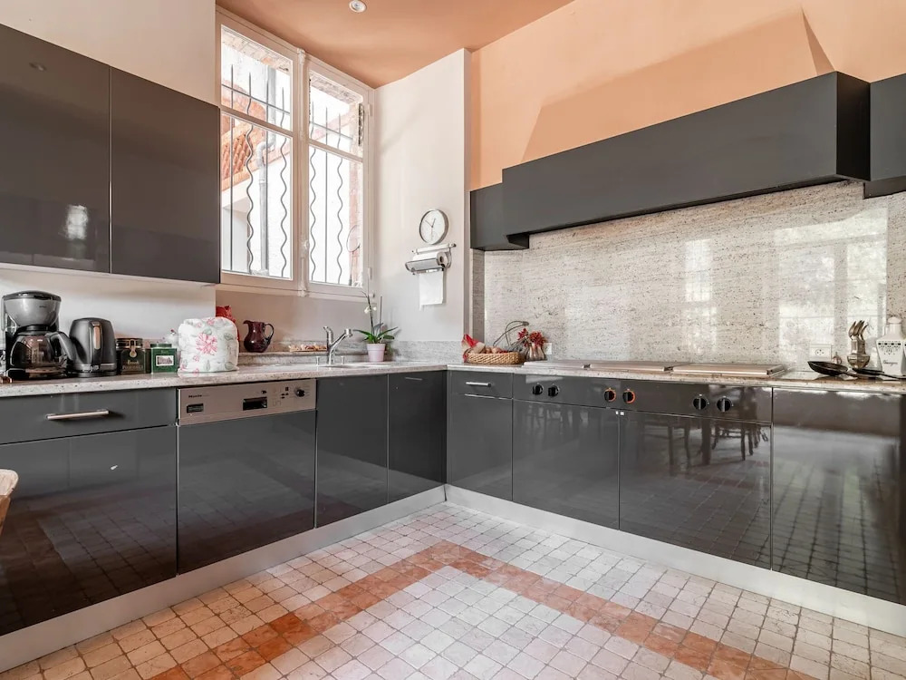 Premium Holiday Home in Cannes la Bocca With Swimming Pool