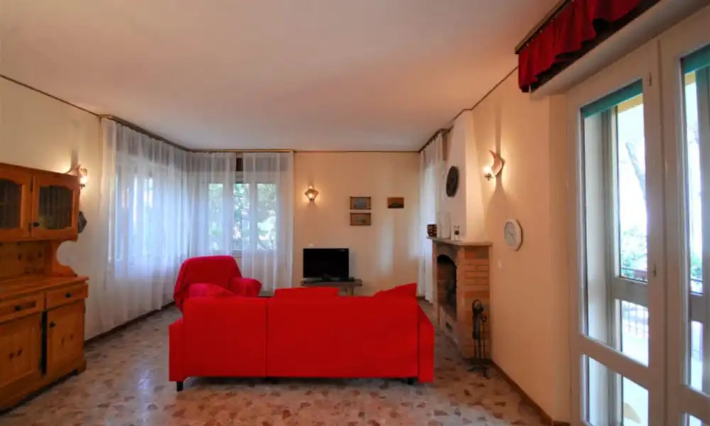 Villa surrounded by nature near the sea