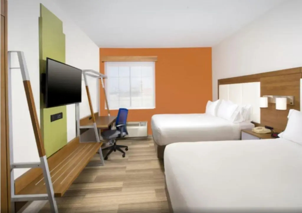 Holiday Inn Express & Suites San Antonio - Downtown Market Area by IHG