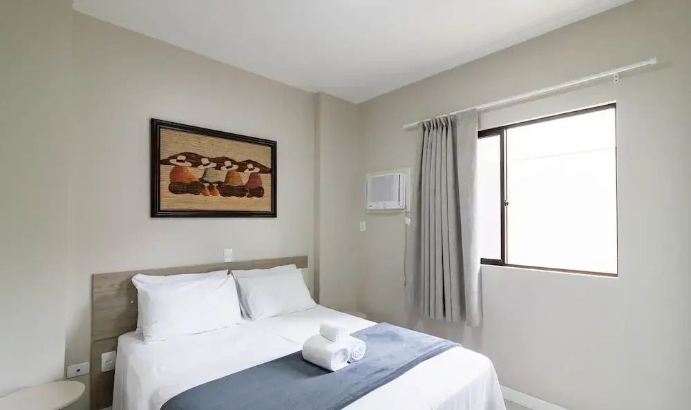 Fully Equipped Apartments in Meia Praia, 150m From the sea - Eoos