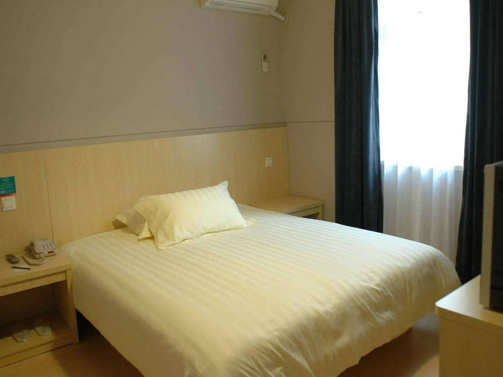 Jinjiang Inn Jinshan City Sands