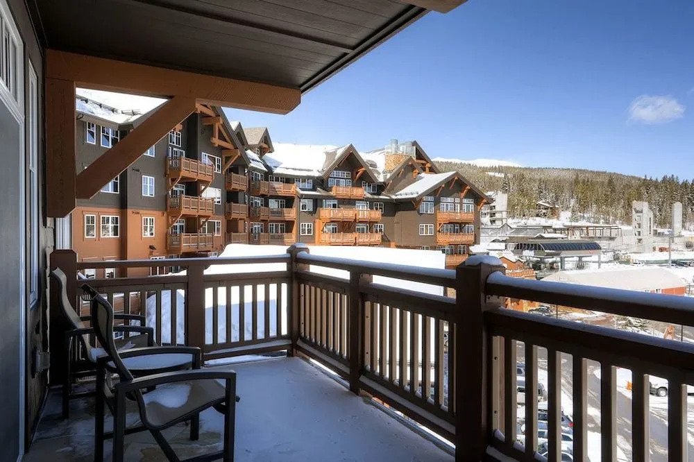 Penthouse in One Ski Hill