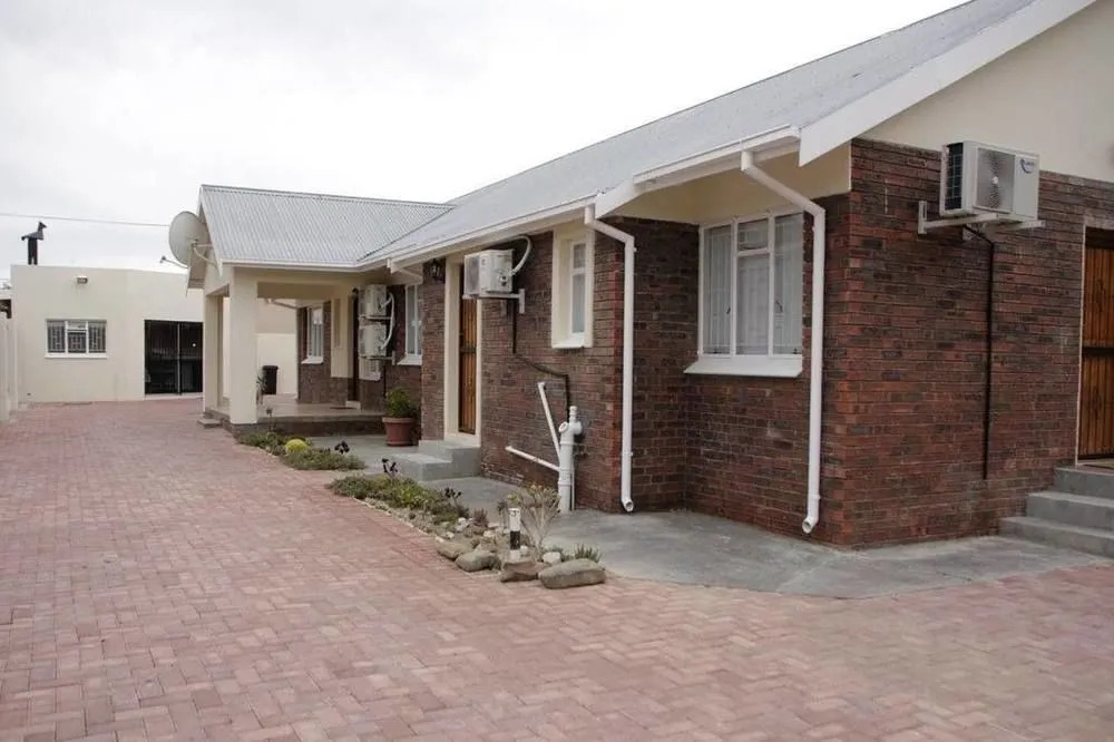 Laings Lodge