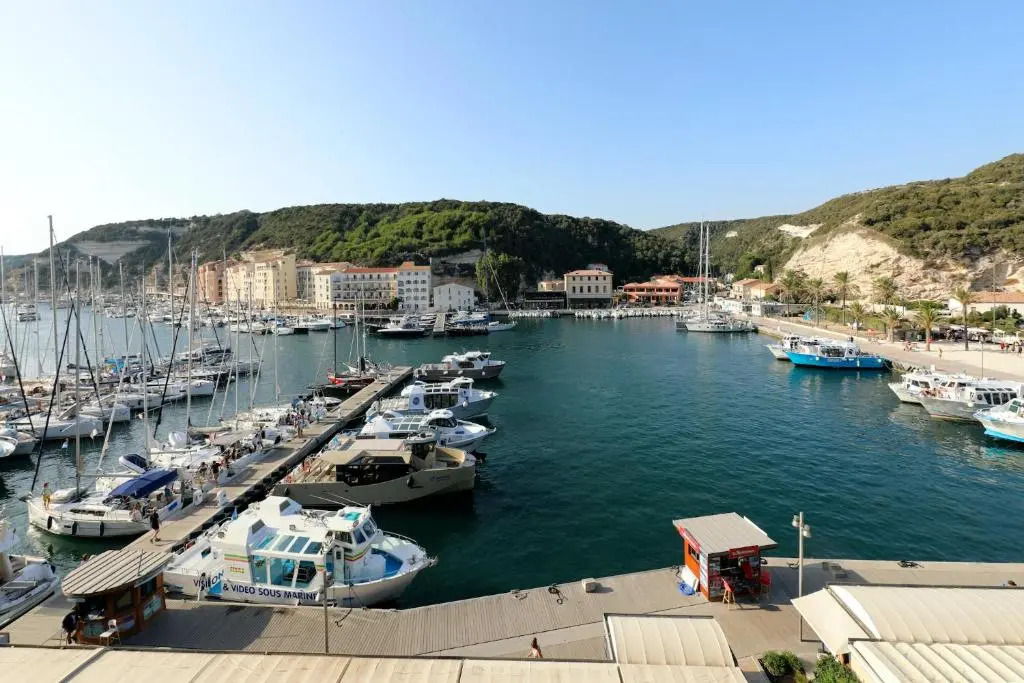 Studio cozy sur la Marina de Bonifacio