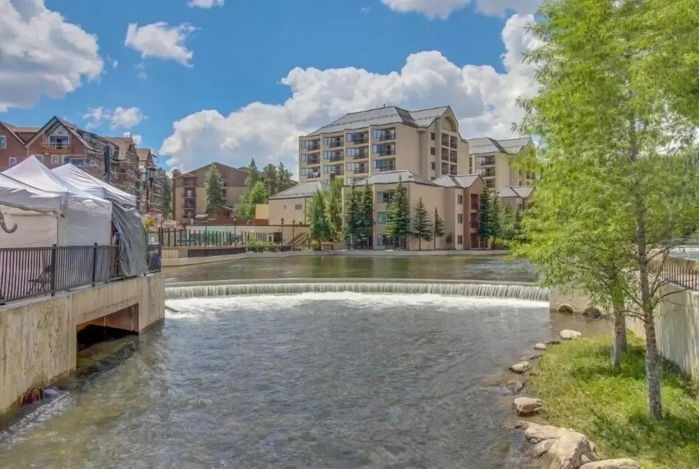 Ge At Breckenridge Peak 9 Inn, Liftside 403 Studio Bedroom Condo by RedAwning