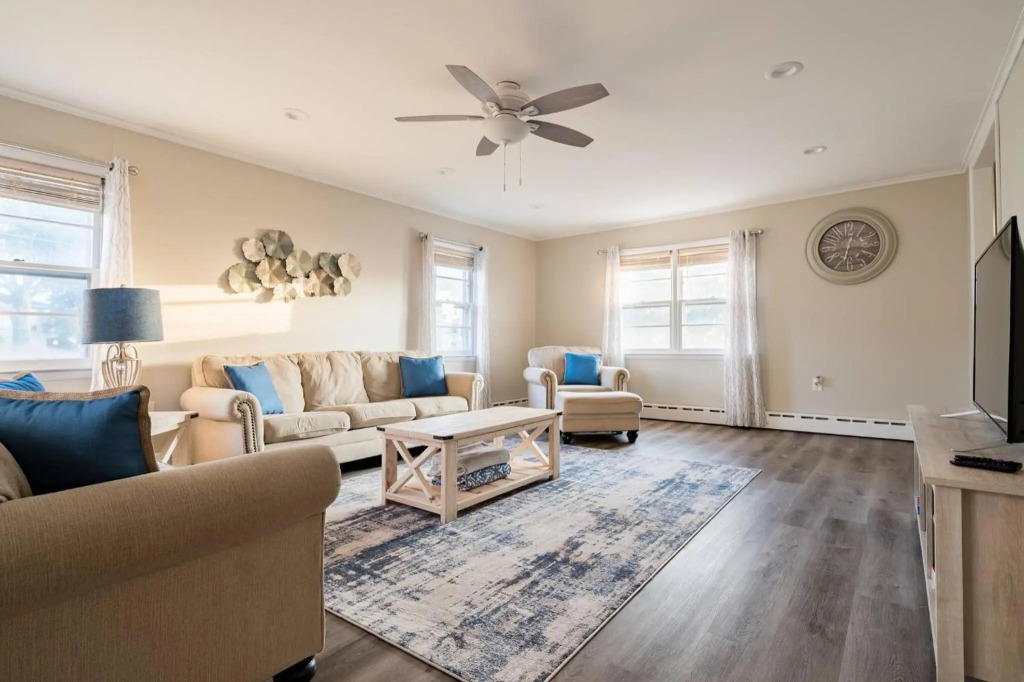 Spacious beach home ready for Family Memories