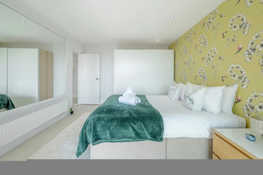 Stunning Flat in Chelsea Kings Road With Balcony