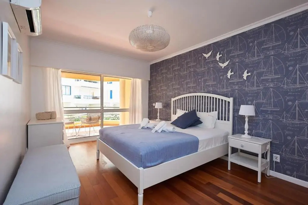 Oceanario 2 Bedroom Apartment - Sea View and Pool