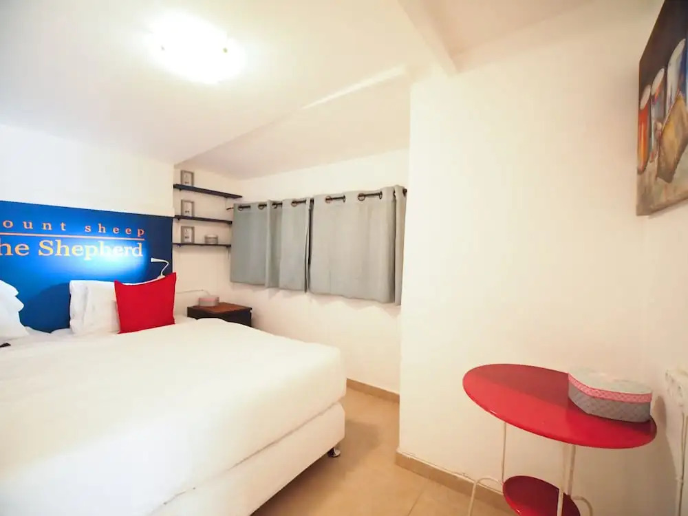 Paamonim Apartments