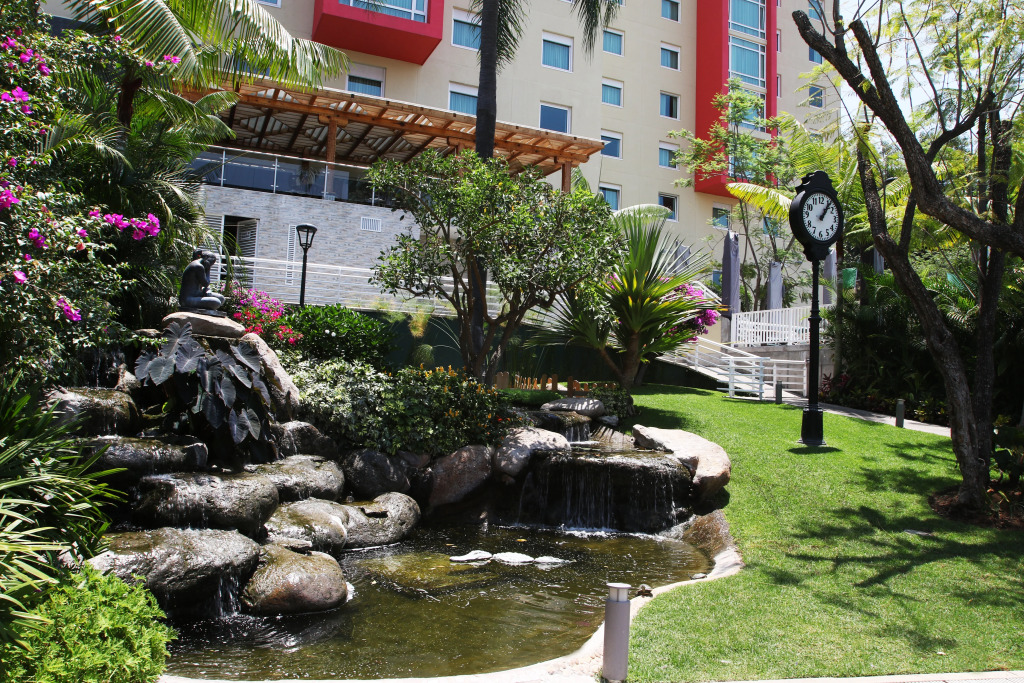 Holiday Inn Express & Suites Cuernavaca by IHG