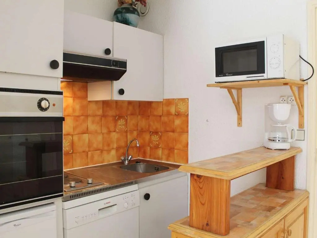 Appartement Vars, 1 pièce, 6 personnes - FR-1-330B-106