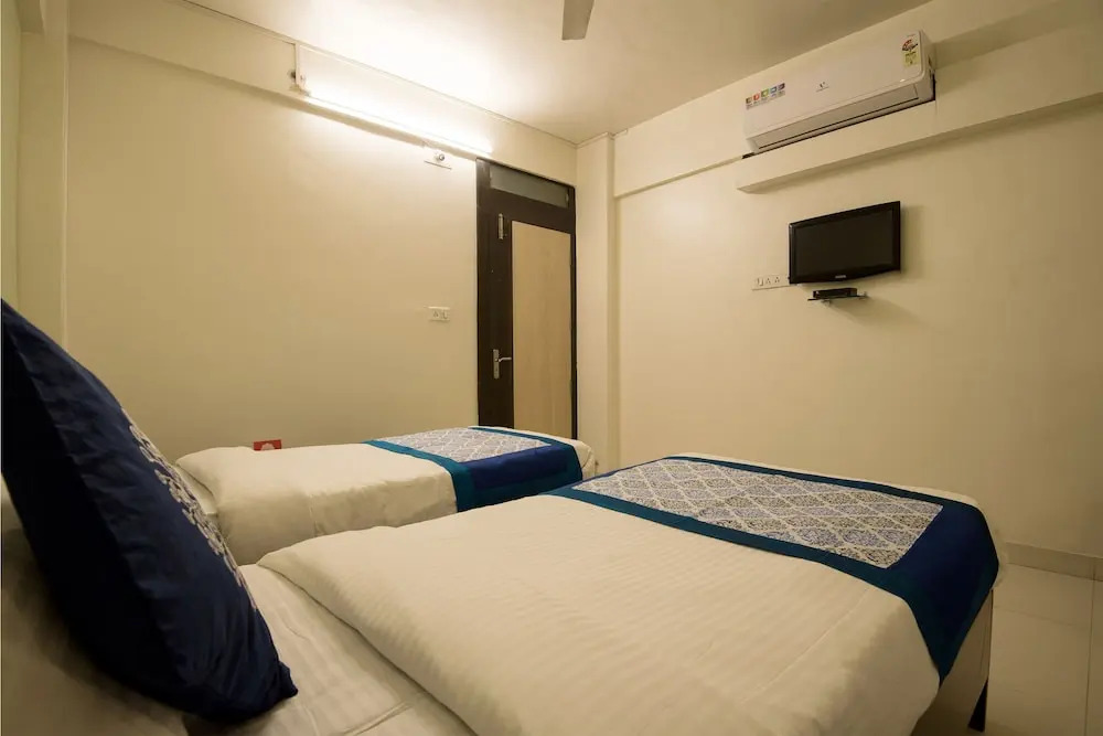 OYO 10234 Hotel Pancham