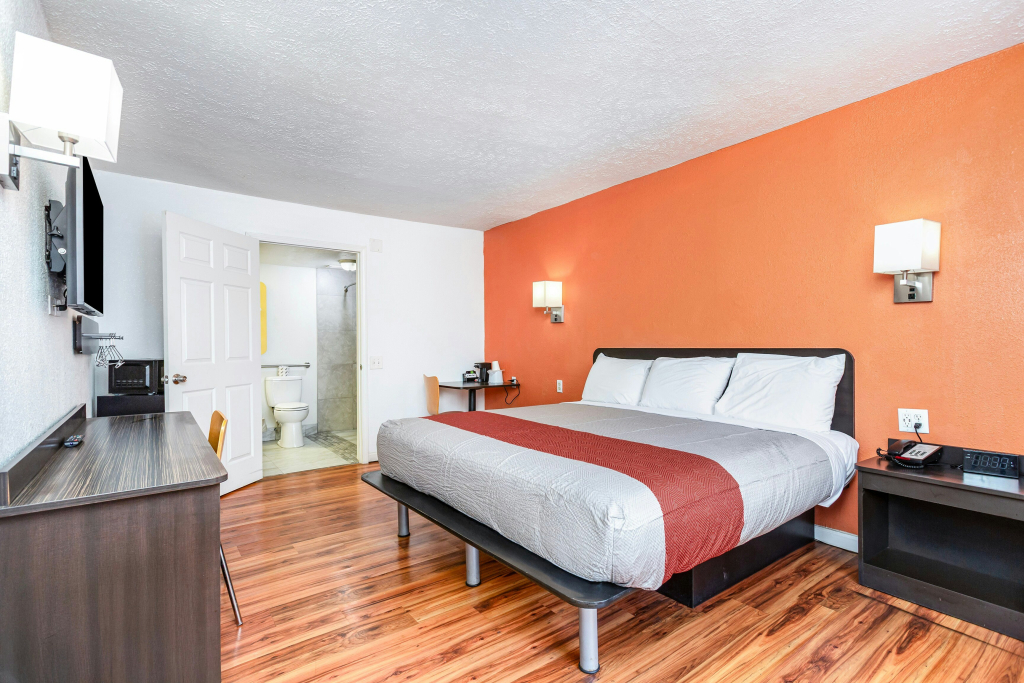 Relax Inn by OYO Columbus OH I 70