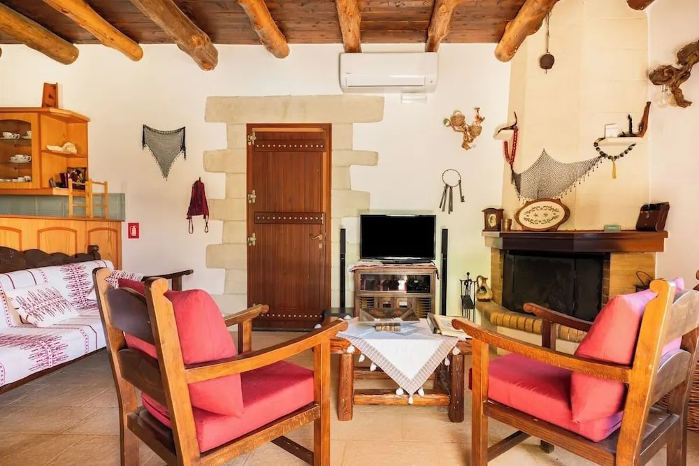 Villa Aloni