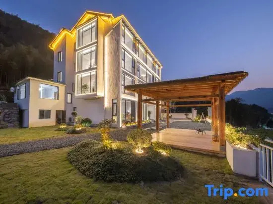 Qingguo Luxury Villa for Parent-child Vacation in Anji (Longwangshan Gorge Drifting Store)
