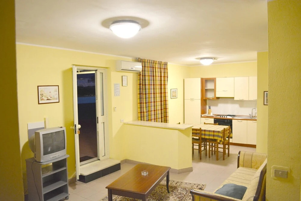 Apartment With one Bedroom in Reggio di Calabria, With Terrace and Wif