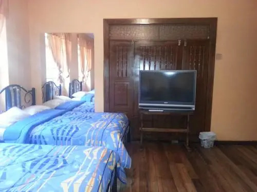 Hostal Latitud 0