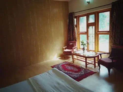 Silver Streak Cottage