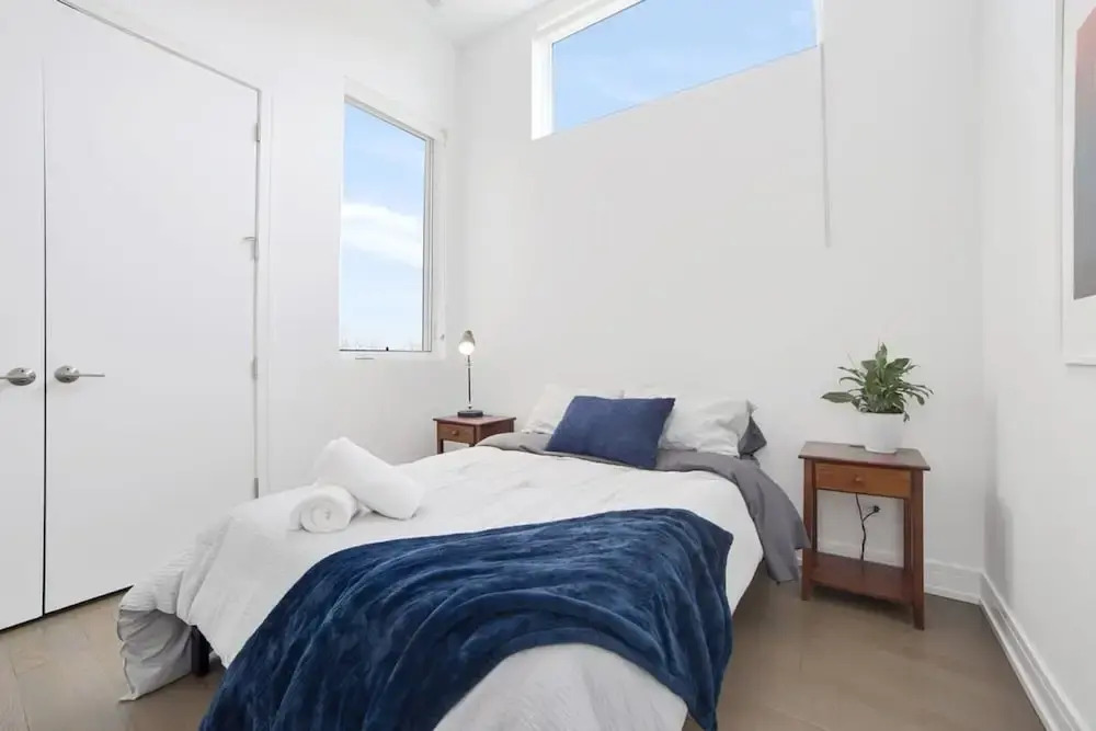 Stunning 4BD Penthouse in Ukrainian Village