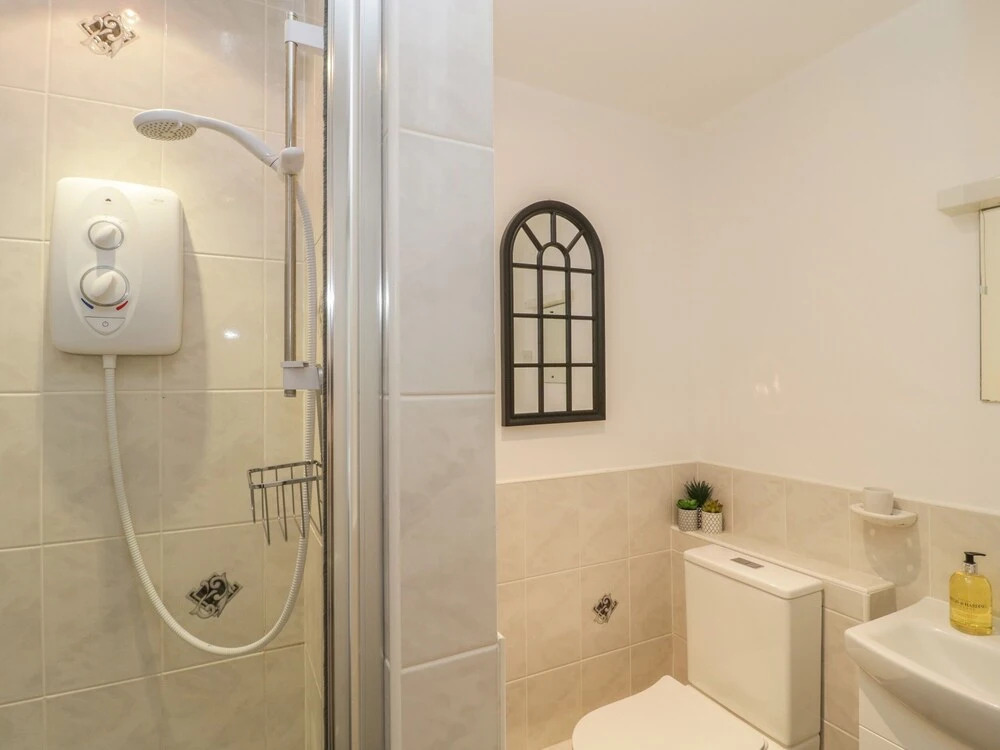 Orchard Annexe