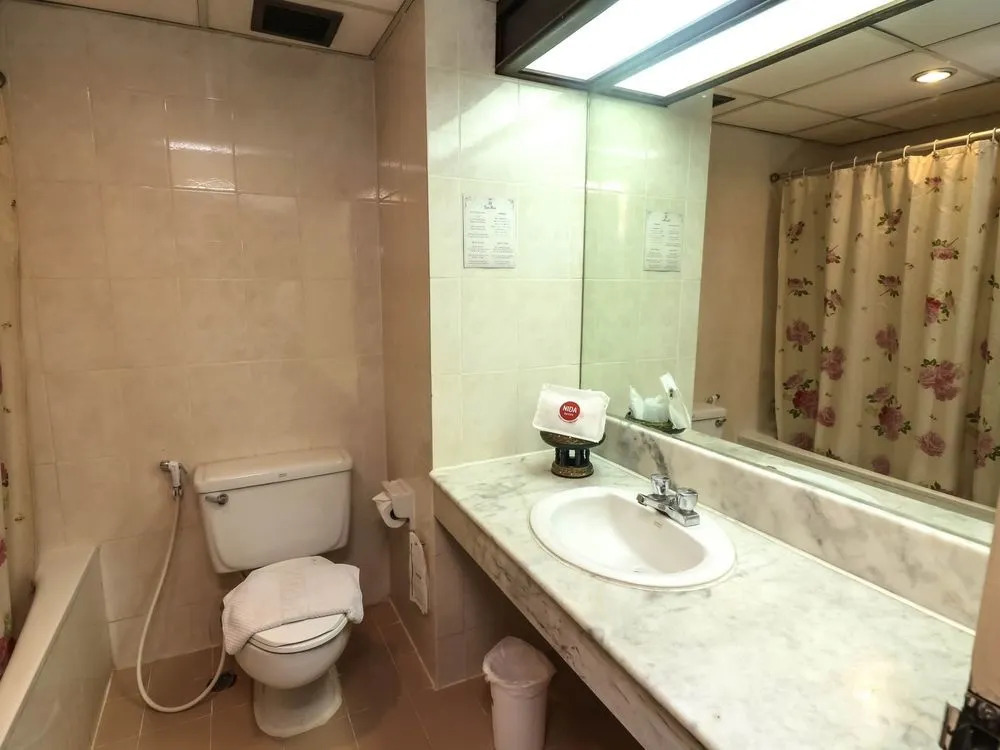 Nida Rooms White Gate 2 Walking