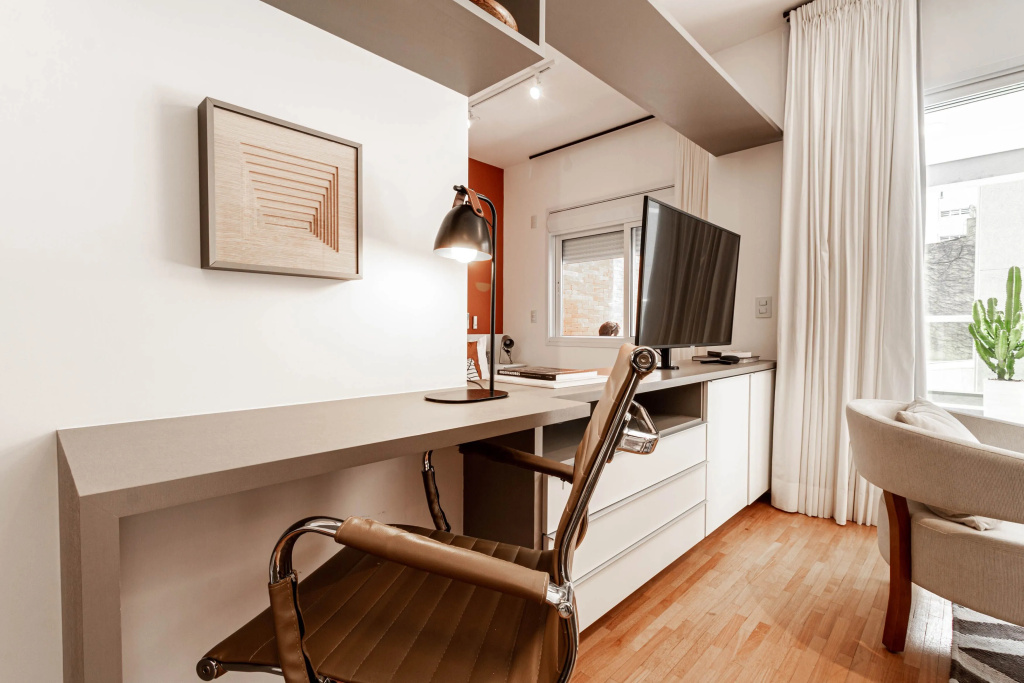 Apartamento estiloso com terraço privativo | Jardim Paulista