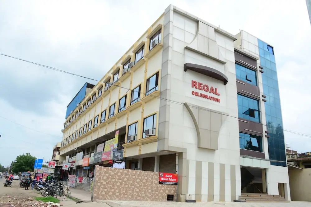 Super Hotel O Rani Durgawati Crossway Formerly Orient Palace