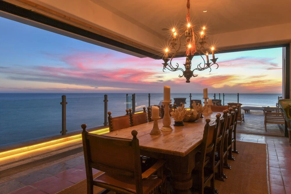 Sophisticated Cliffside Platinum Villa Turquesa 9BR Overlooking the Pacific