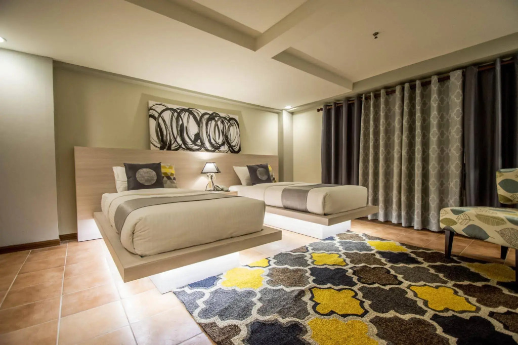 Almont City Hotel