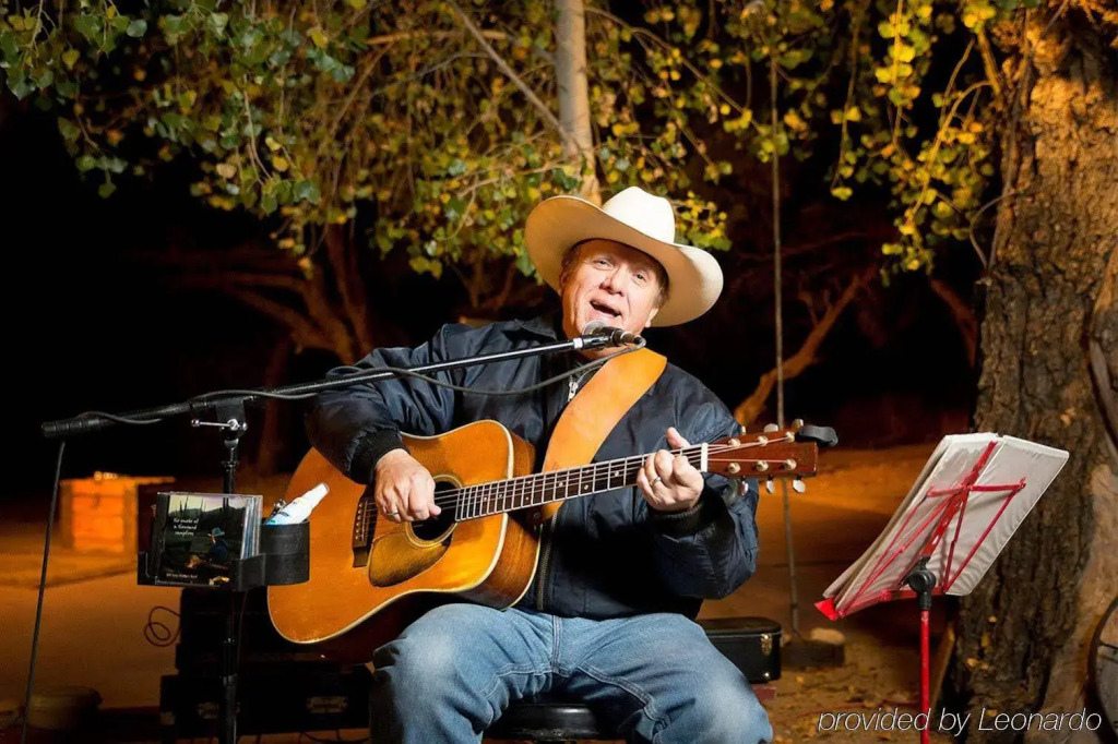 Tanque Verde Guest Ranch