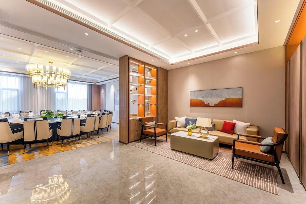 Holiday Inn Express Yuhuan Wetland Park by IHG