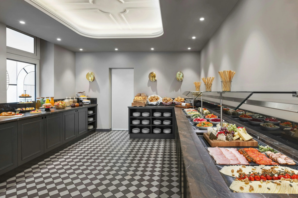 Hotel Astoria Vienna, Curio Collection by Hilton