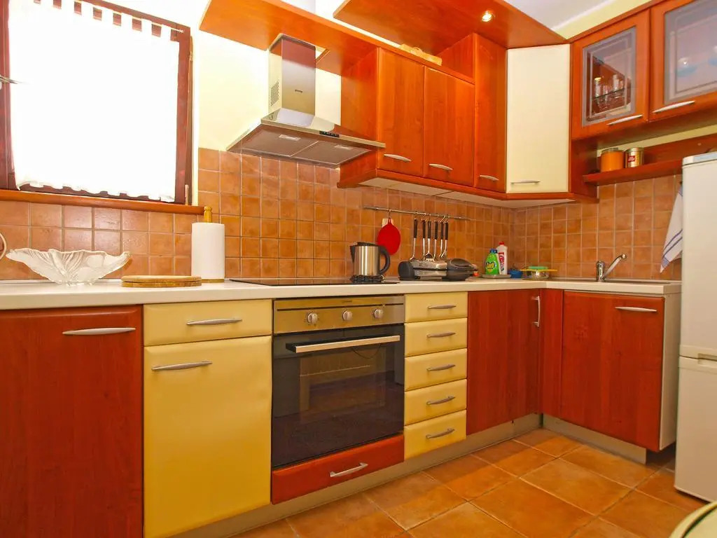Apartment 389